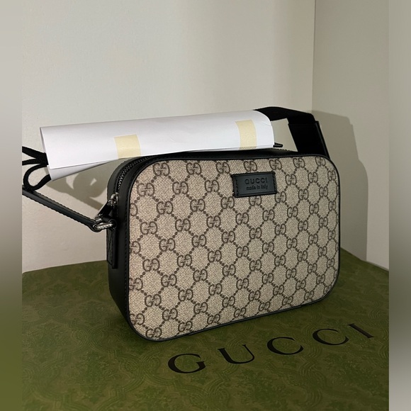 Gucci Camera Shoulder Supreme Bag GG Coated Canvas - Picture 2 of 10